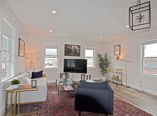 402 Main St, Port Washington, NY 11050