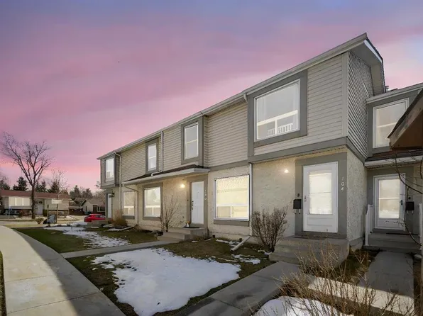 104 N Deer Ridge Ln SE, Calgary, AB T2J 6N4