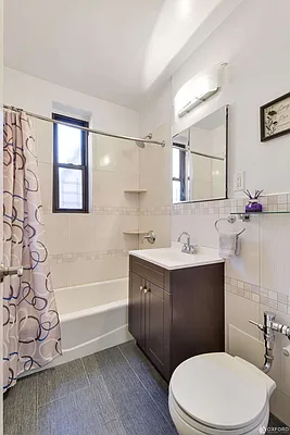 Sold by Oxford Property Group | media 5