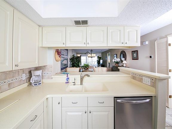 4th image of 6040 Boca Grande Cswy #A