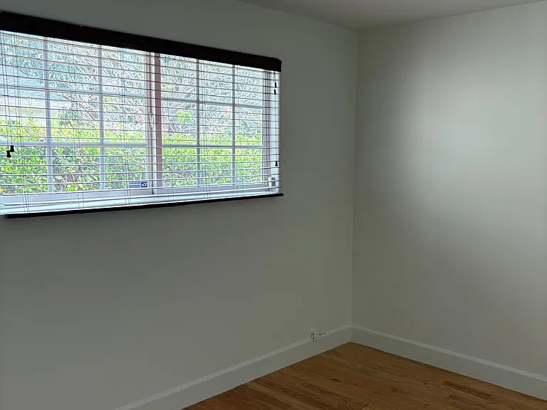 4809 Norwich Ave — Photo 10
