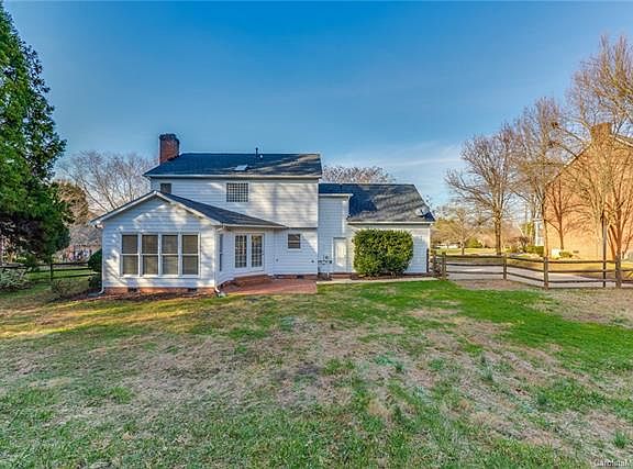 5th image of 1484 Freedom Ct