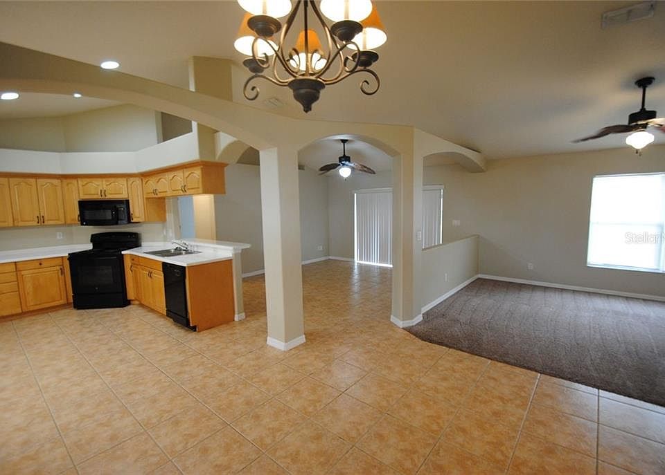 2nd image of 3346 Countryside View Dr