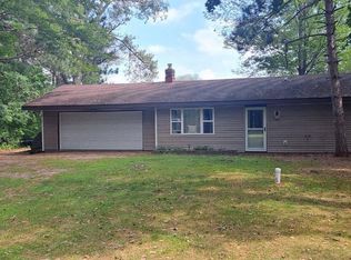 N9112 Otter Ln, Neshkoro, WI 54960