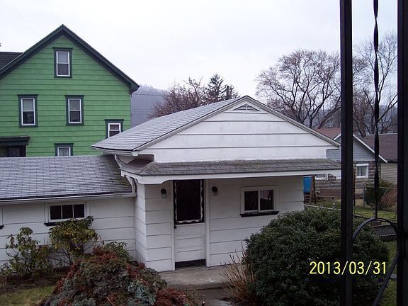 Detached Garage plus workshop area