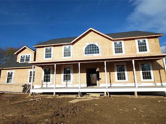 2nd image of 2 Wilcox Ln