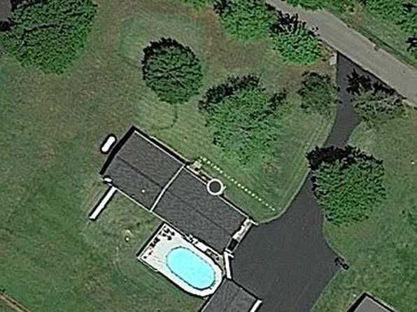 1929 New Salem Cir, Nortonville, KY 42442