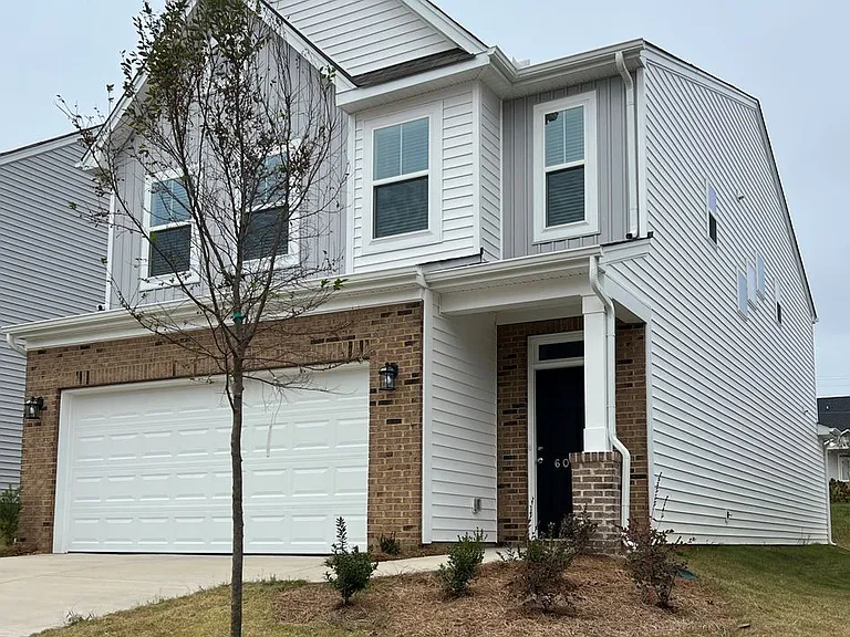 6045 Haddington Dr — Photo 1