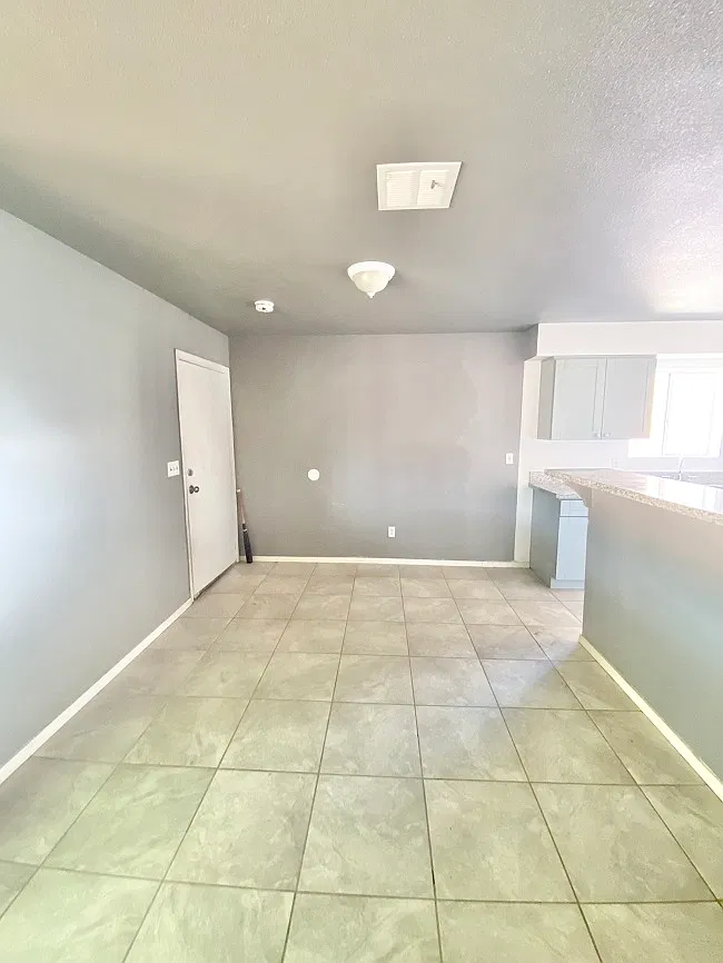 2 bed, $950 — Photo 3