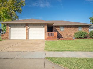 2386 Edward St, Salina, KS 67401