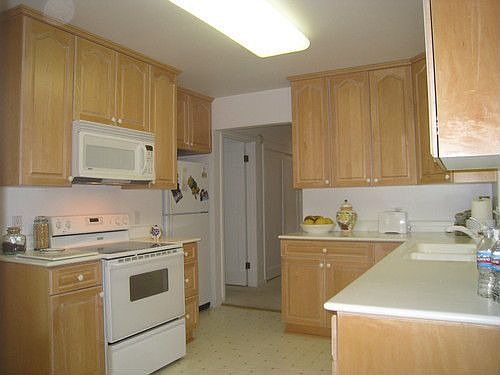 2nd image of 3924 La Verne Way