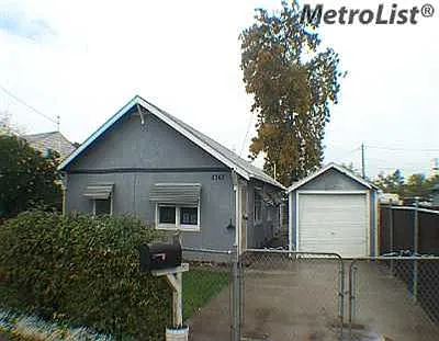 2363 Robindale Ave photo 1