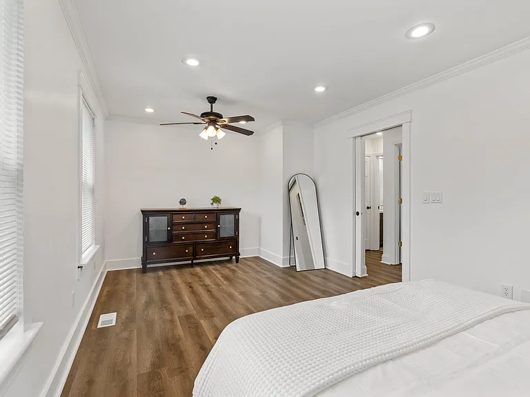 803 Matthews Dr — Photo 23