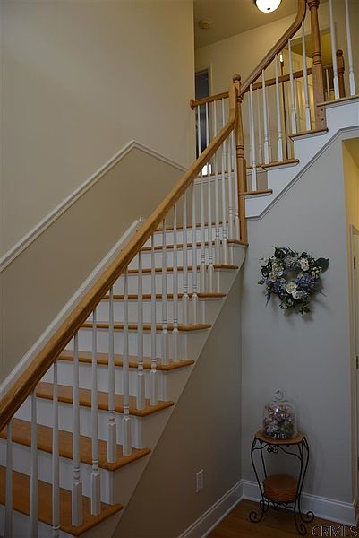 3rd image of 12 RIDGEFIELD Way