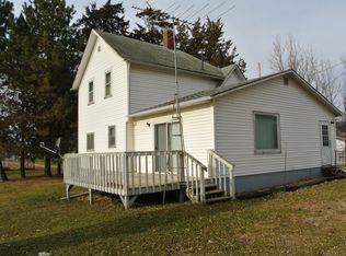 13647 Rr Ave, Ackley, IA 50601