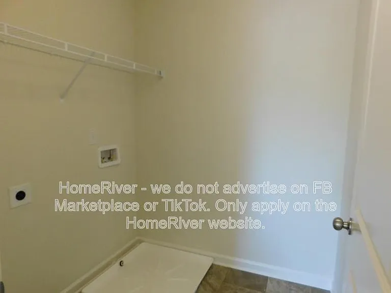 3658 Oakleaf Pass — Photo 31