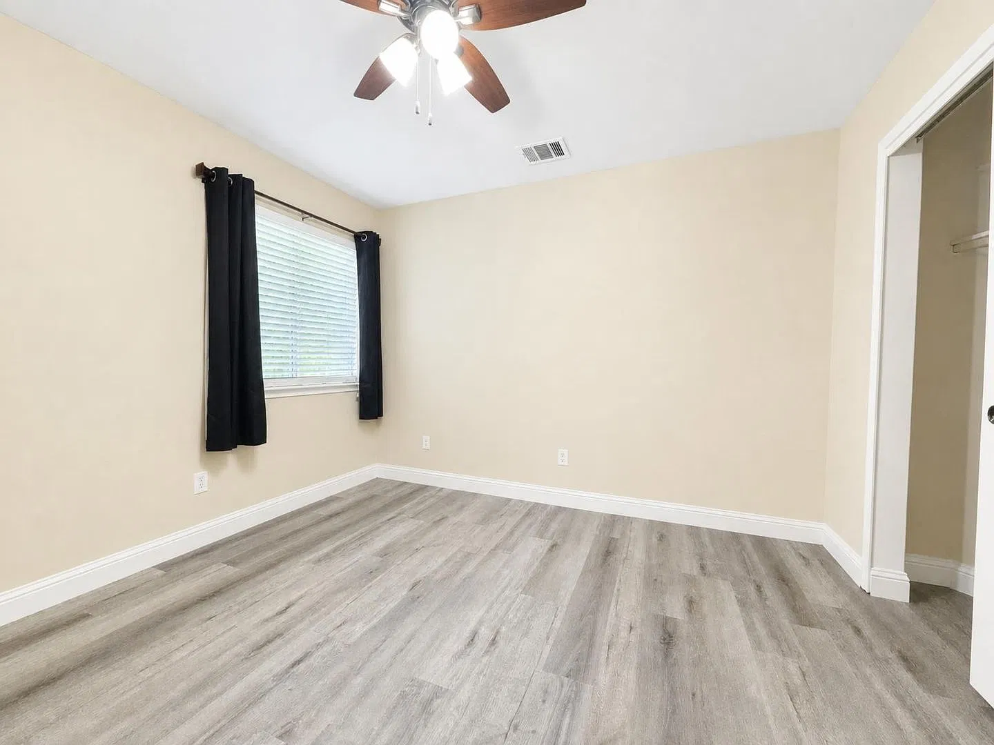 Beautifully remodeled 4-bedroom, 2-bathroom single-family home in Temple! — Photo 4