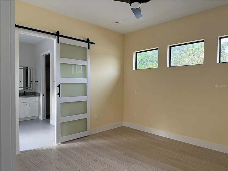 2443 Wood St — Photo 14