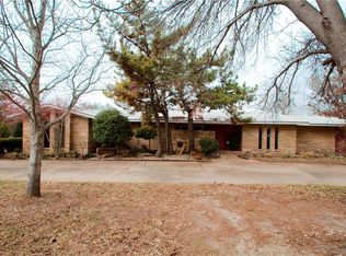 4062 Hildring Dr W, Fort Worth, TX 76109