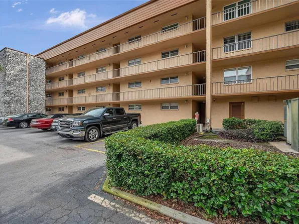 5820 N Church Ave Unit 145, Tampa, FL 33614