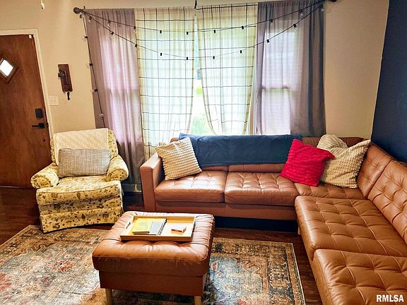 4th image of 803 Butler St