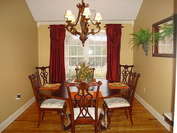 5th image of 138 Hunters Village Dr