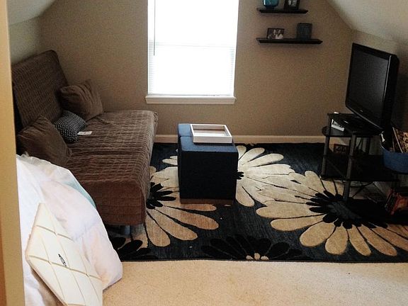3rd image of 4056 Keelson St