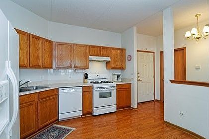 3rd image of 3125 Town Square Dr Unit 208