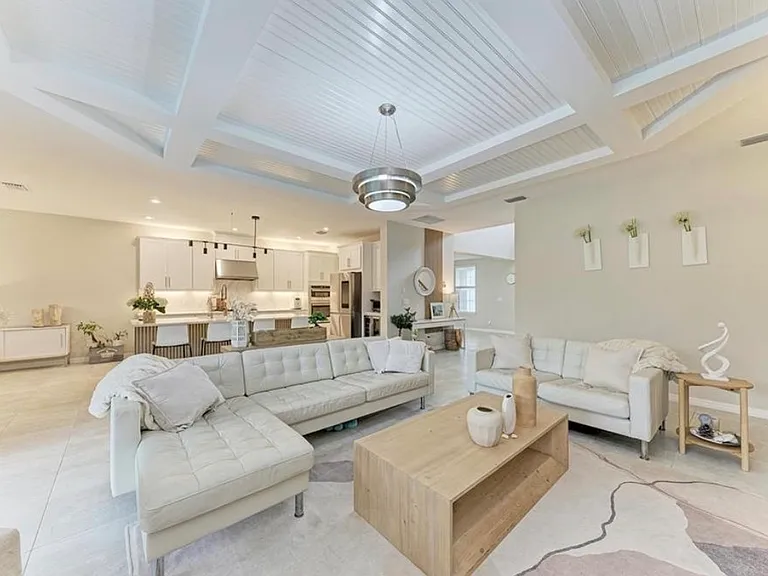 16528 Paynes Mill Dr — Photo 9