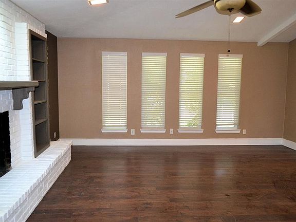 3rd image of 2721 Bengal Ln
