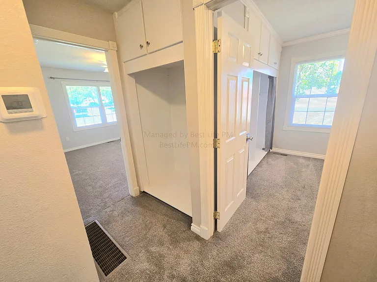 114 SE 218th Ave — Photo 36