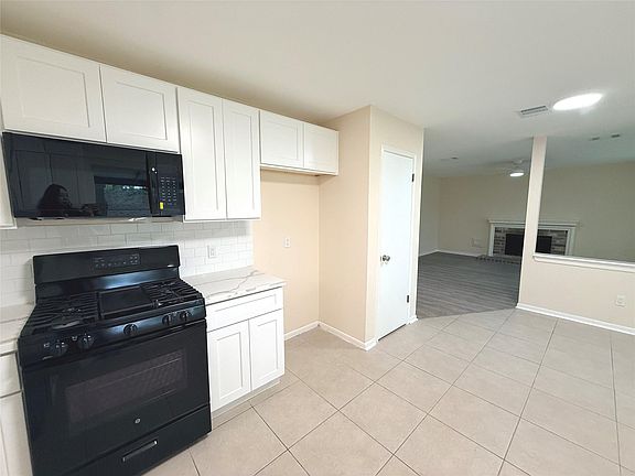 5th image of 2802 Sunshine Cir