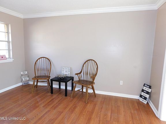 5th image of 101 Gahan Dr