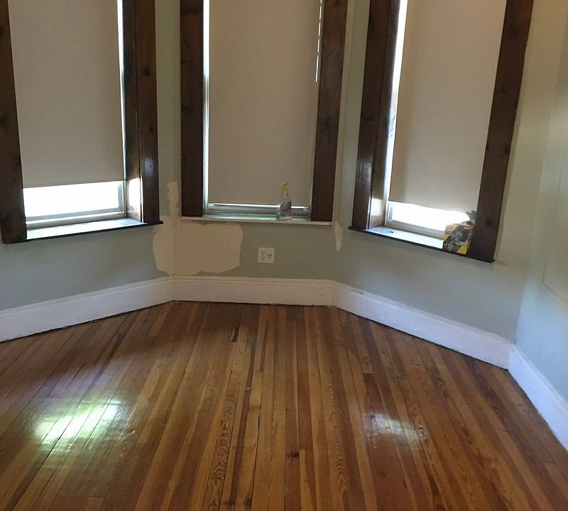 1st image of 3217 42nd St #2