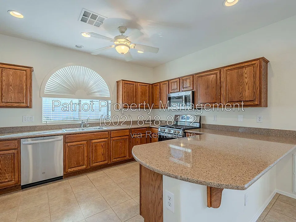 4685 E Rakestraw Ln