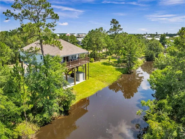 11024 Missouri St, Bay Saint Louis, MS 39520