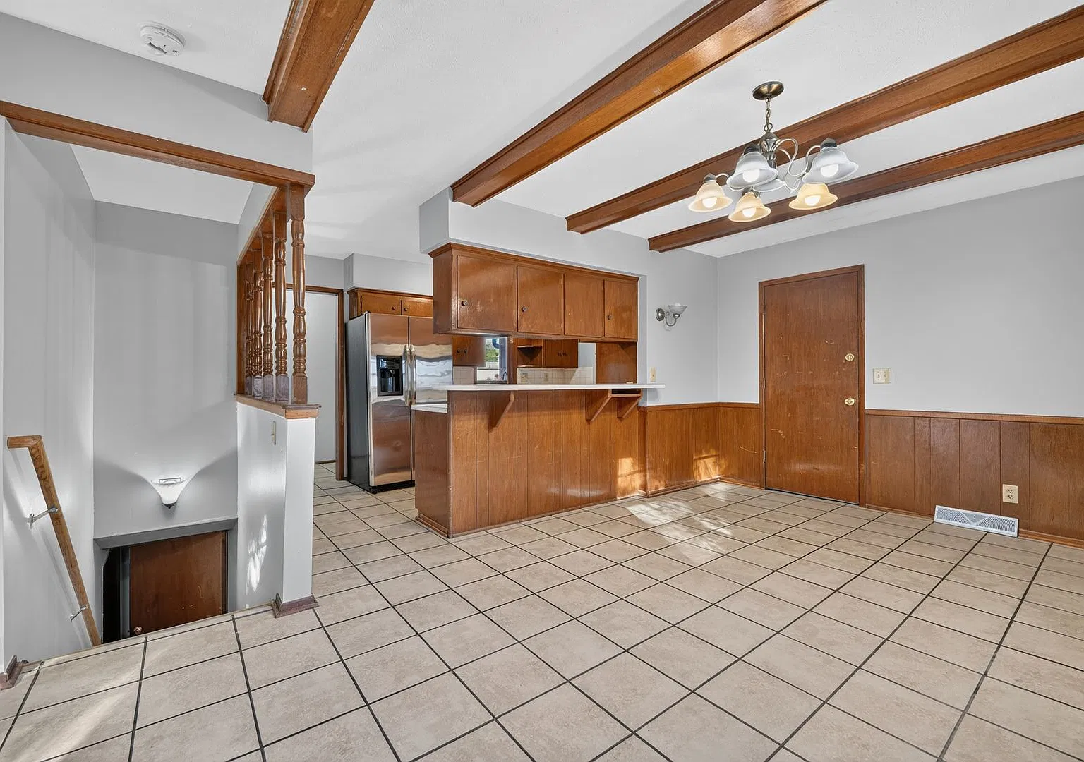 8029 E Dresden Ln — Photo 3