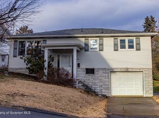 1215 Mine St, Old Forge, PA 18518