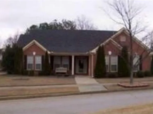 1405 Aramore Dr SE, Conyers, GA 30013