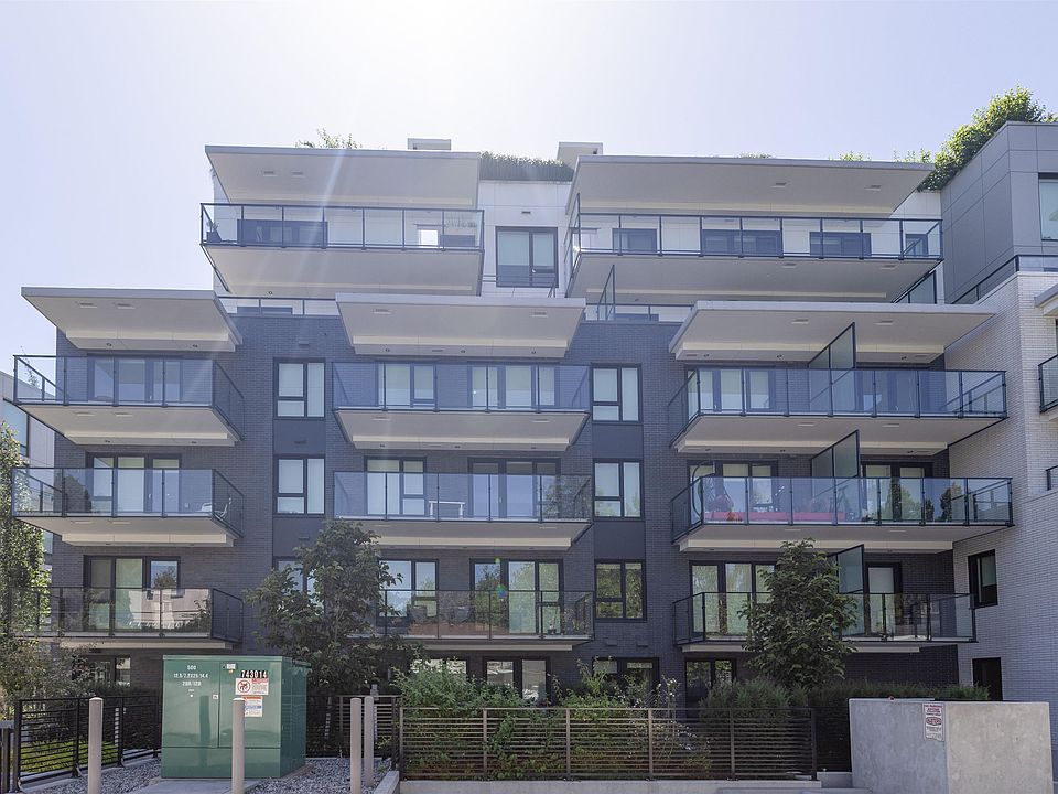 1st image of 5168 Cambie St #403