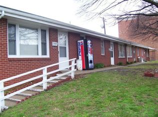 211 E McPherson St APT 1, Kirksville, MO 63501