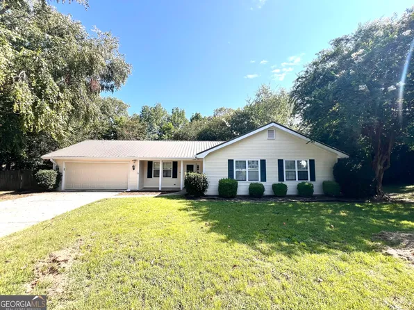 105 Whisper Ct, Warner Robins, GA 31088