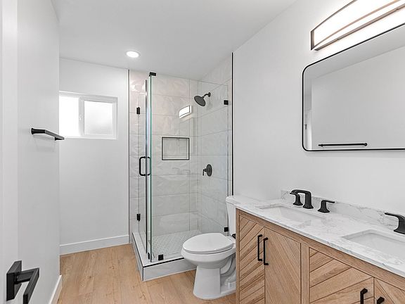3rd image of 4722 68th St