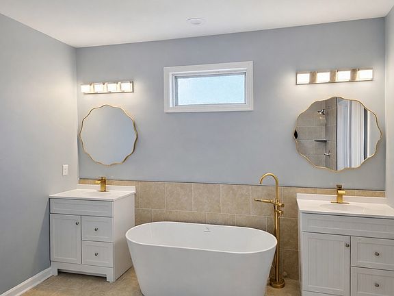 4th image of 709 Moormans Arm Rd