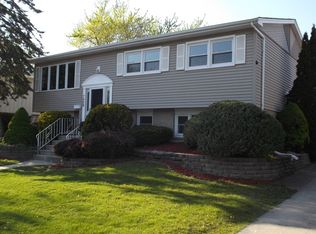 7408 161st St, Tinley Park, IL 60477