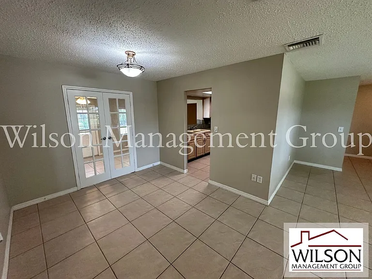 620 Lakespur Ln — Photo 6