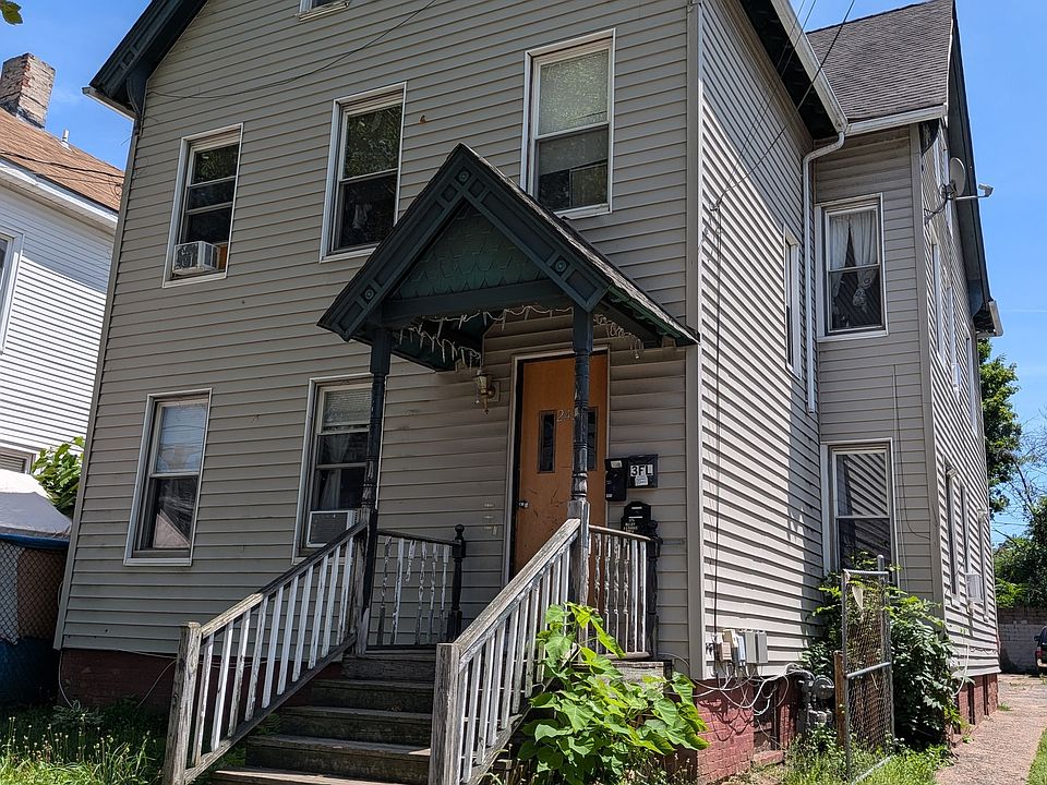 1st image of 242 Davenport Avenue