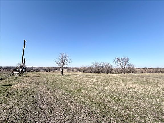 4th image of 1261 County Road 2735