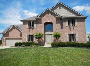 9380 Parkside Dr, Dayton, OH 45458