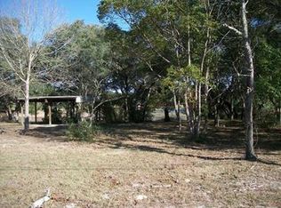 280 Swan Lake Dr, Melrose, FL 32666